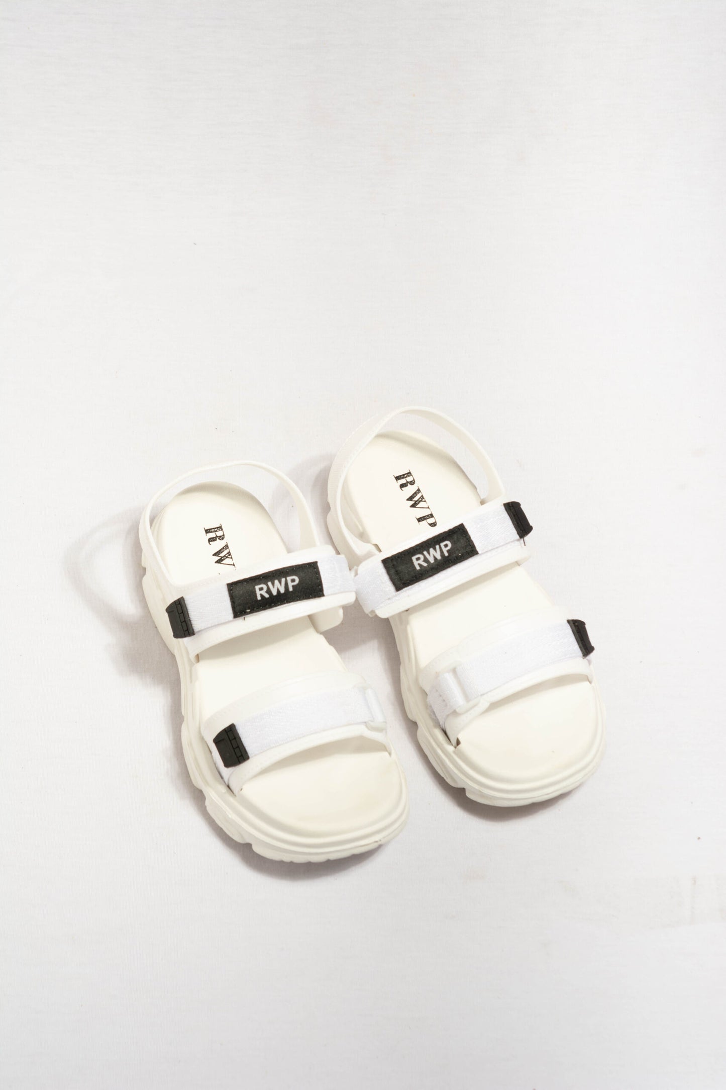 Sandalias Almendro